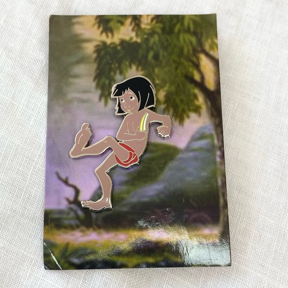 DISNEY WDW COLLECTABLE JUNGLE BOOK MOWGLI PIN